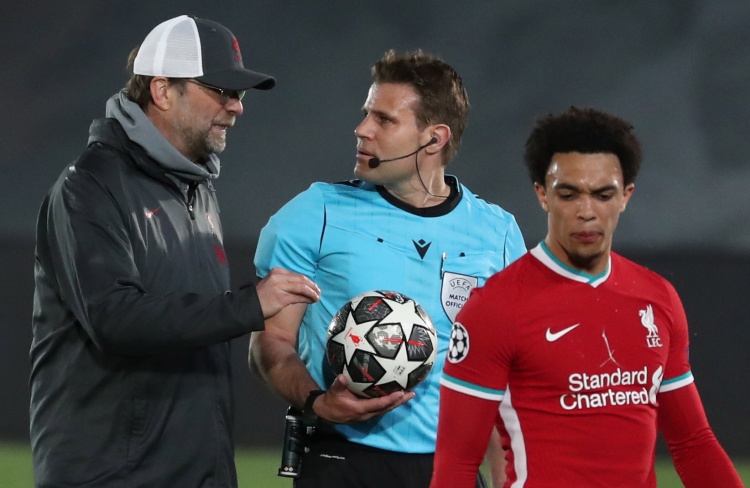 漕河泾元界秋日奇遇季启幕：电竞次元狂欢领衔，IP+AI打造秋日盛宴