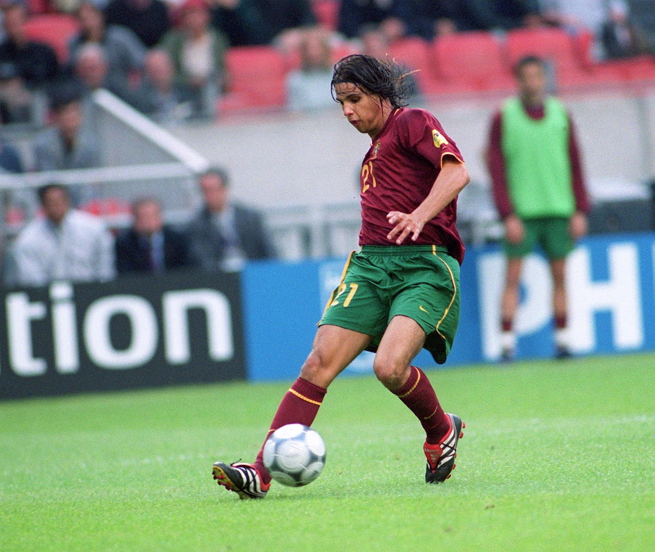 孙铭徽发动快速反击 塔克顺下飞身上篮