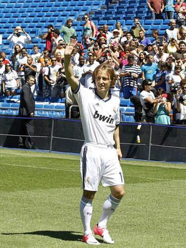 [亚冠]全场一脚射正 上海海港不敌町田泽维亚