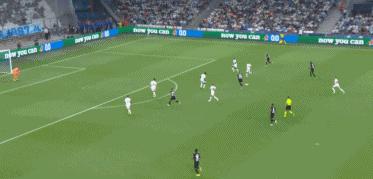 长沙勇胜主场95比101失利 足篮跨界联动引关注