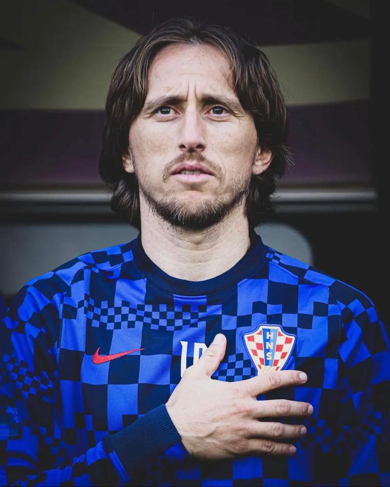 [中超]加布里埃尔打门被挡 古斯塔沃补射破门