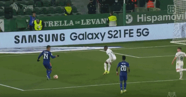 田径赛事刷新个人最好成绩