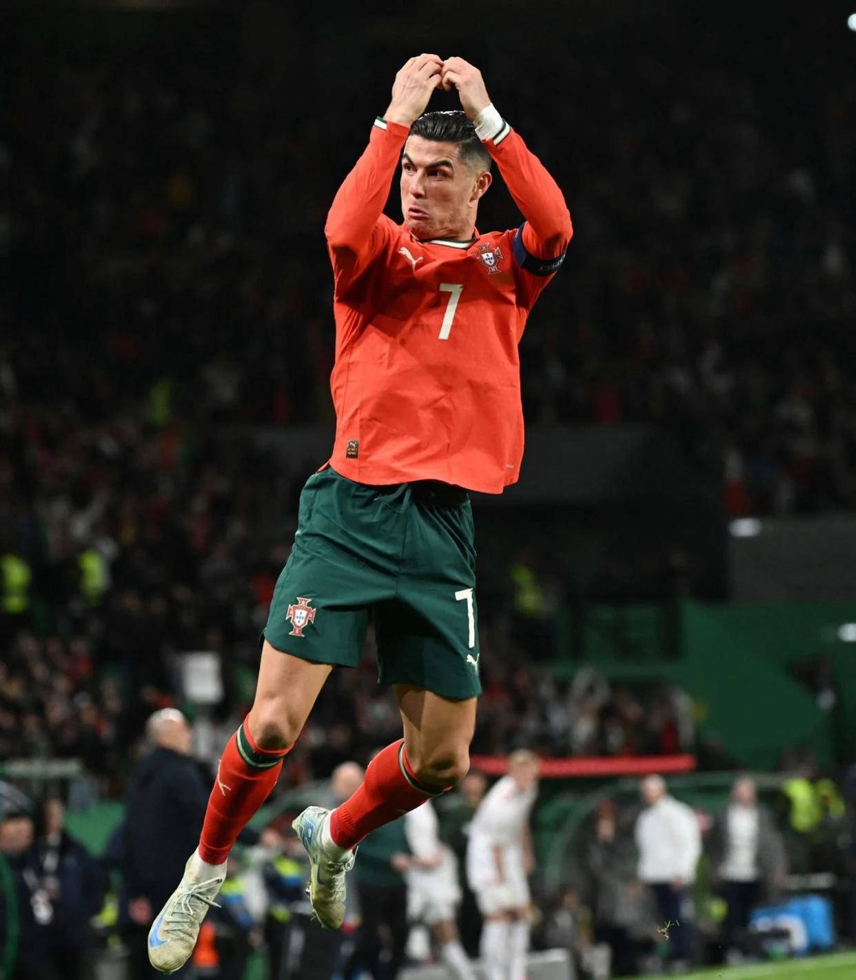 火箭恐已是内讧前兆！纪律性荡然无存，乌度卡失去掌控史密斯浪投