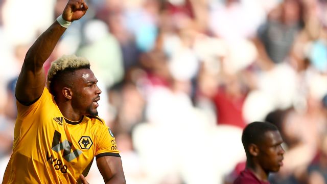 剑南春｜曼联客场2-2伯恩利遭三连平，谢什科双响，海文乌龙